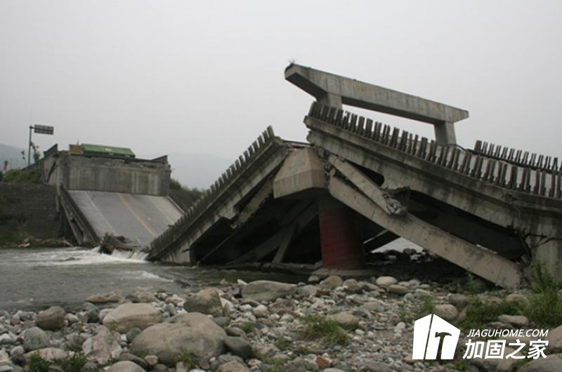 地震對(duì)橋梁破壞的主要形式